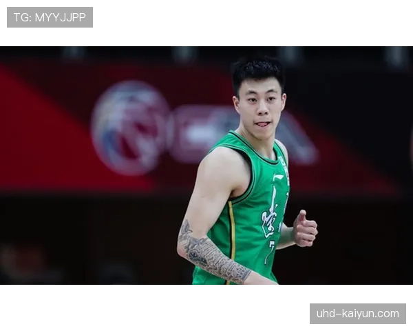 特写：张镇麟追身封盖后快攻扣篮，此回合被视作本轮系列赛攻防转折点